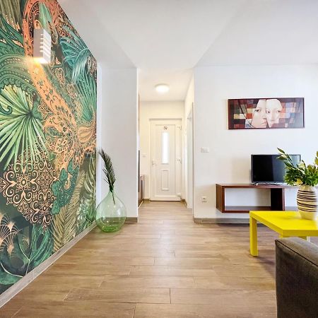 Novigrad Istria Apartments Teodora Maria מראה חיצוני תמונה