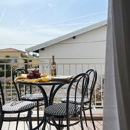 Novigrad Istria Apartments Teodora Maria מראה חיצוני תמונה