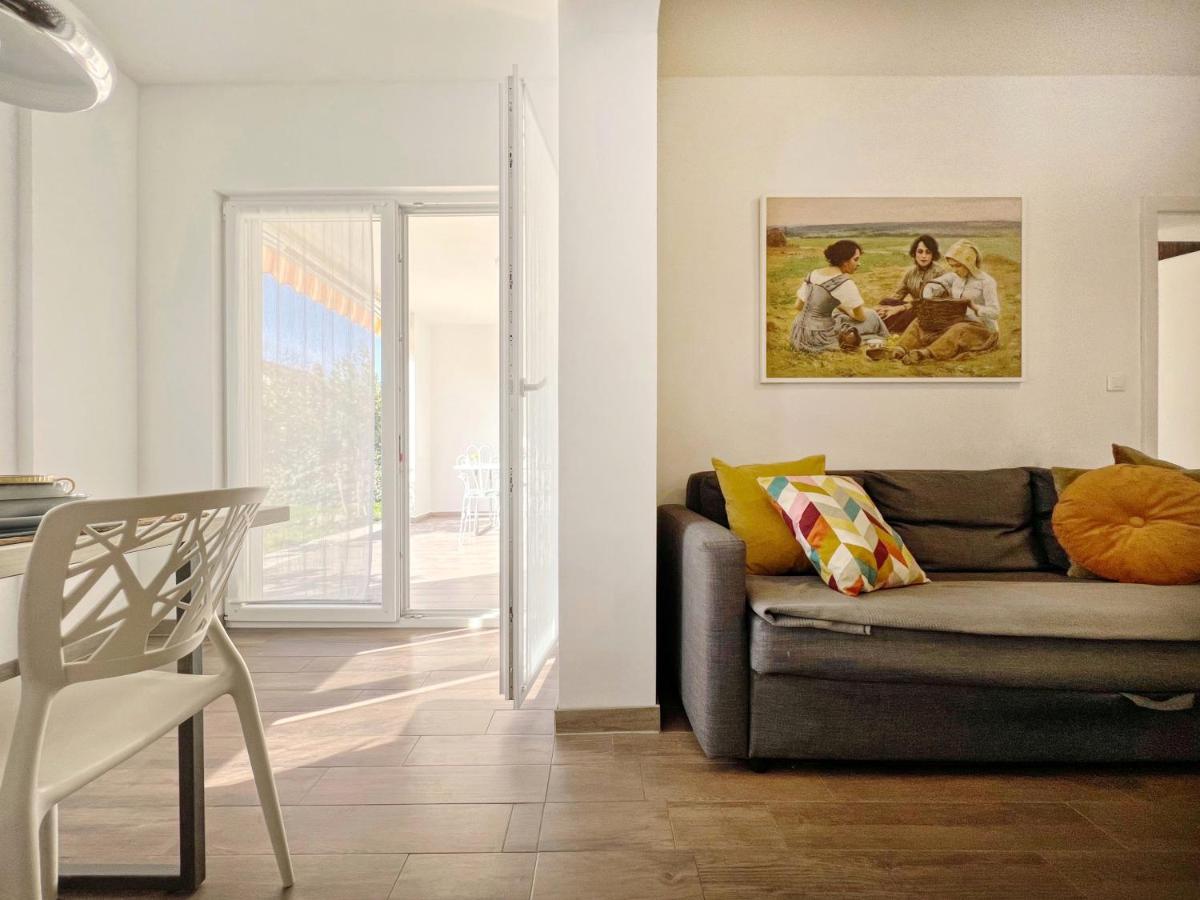 Novigrad Istria Apartments Teodora Maria מראה חיצוני תמונה