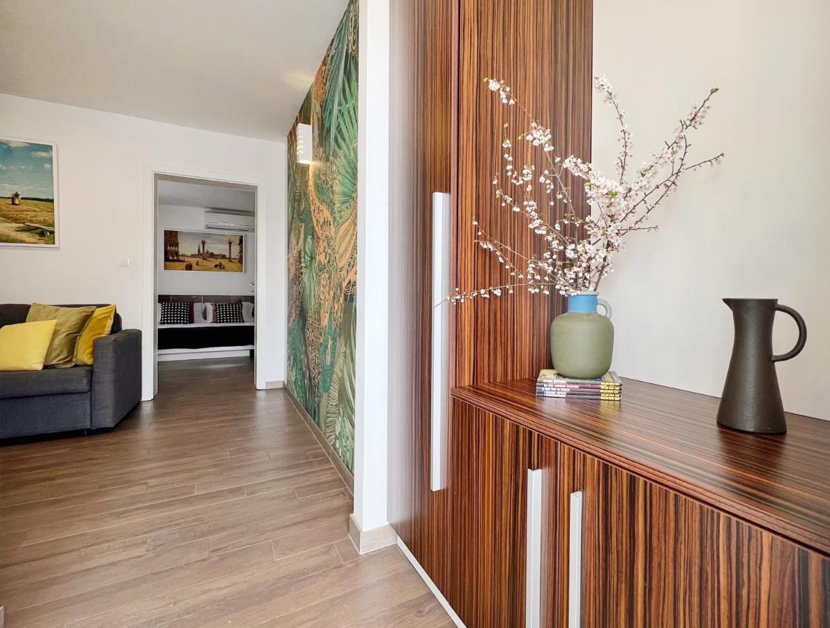 Novigrad Istria Apartments Teodora Maria מראה חיצוני תמונה