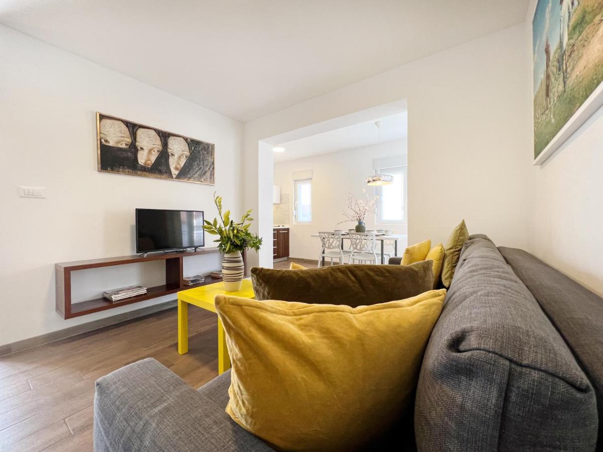 Novigrad Istria Apartments Teodora Maria מראה חיצוני תמונה