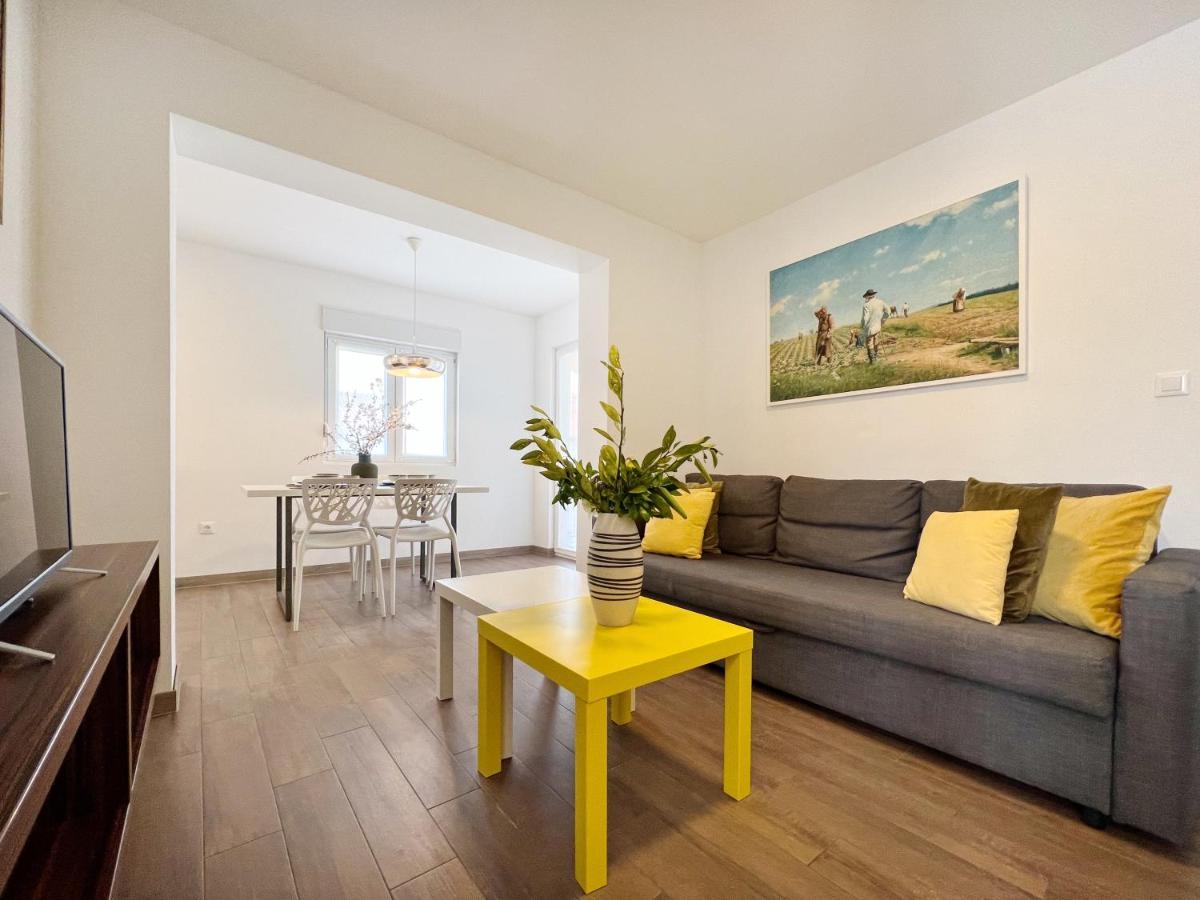 Novigrad Istria Apartments Teodora Maria מראה חיצוני תמונה