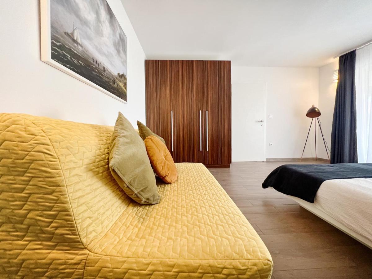 Novigrad Istria Apartments Teodora Maria מראה חיצוני תמונה