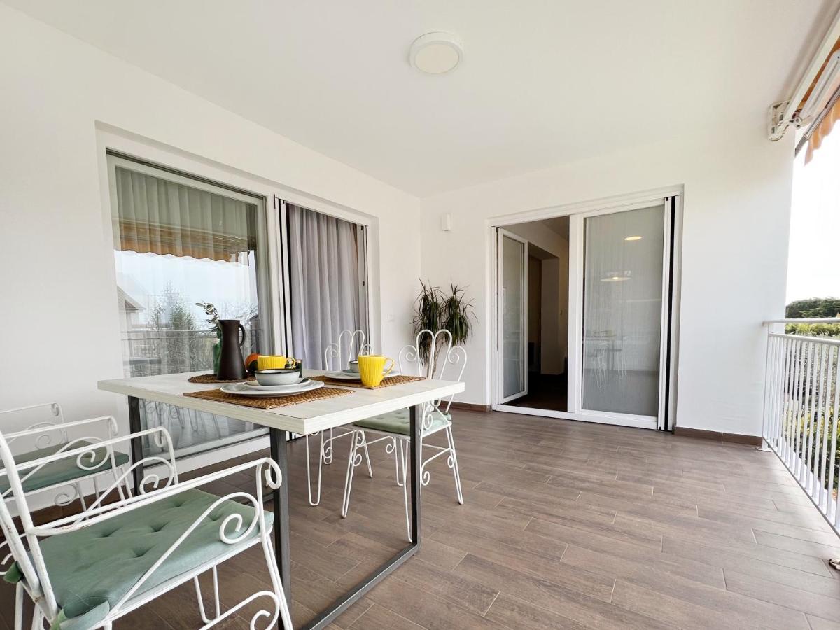 Novigrad Istria Apartments Teodora Maria מראה חיצוני תמונה